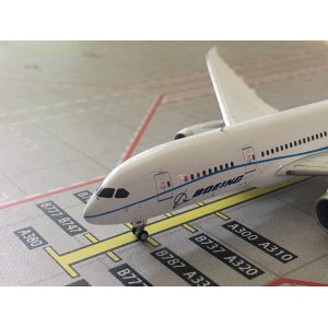 Boeing 波音公司 Boeing 787-8 N7874  LH4057 JC Wings 1:400