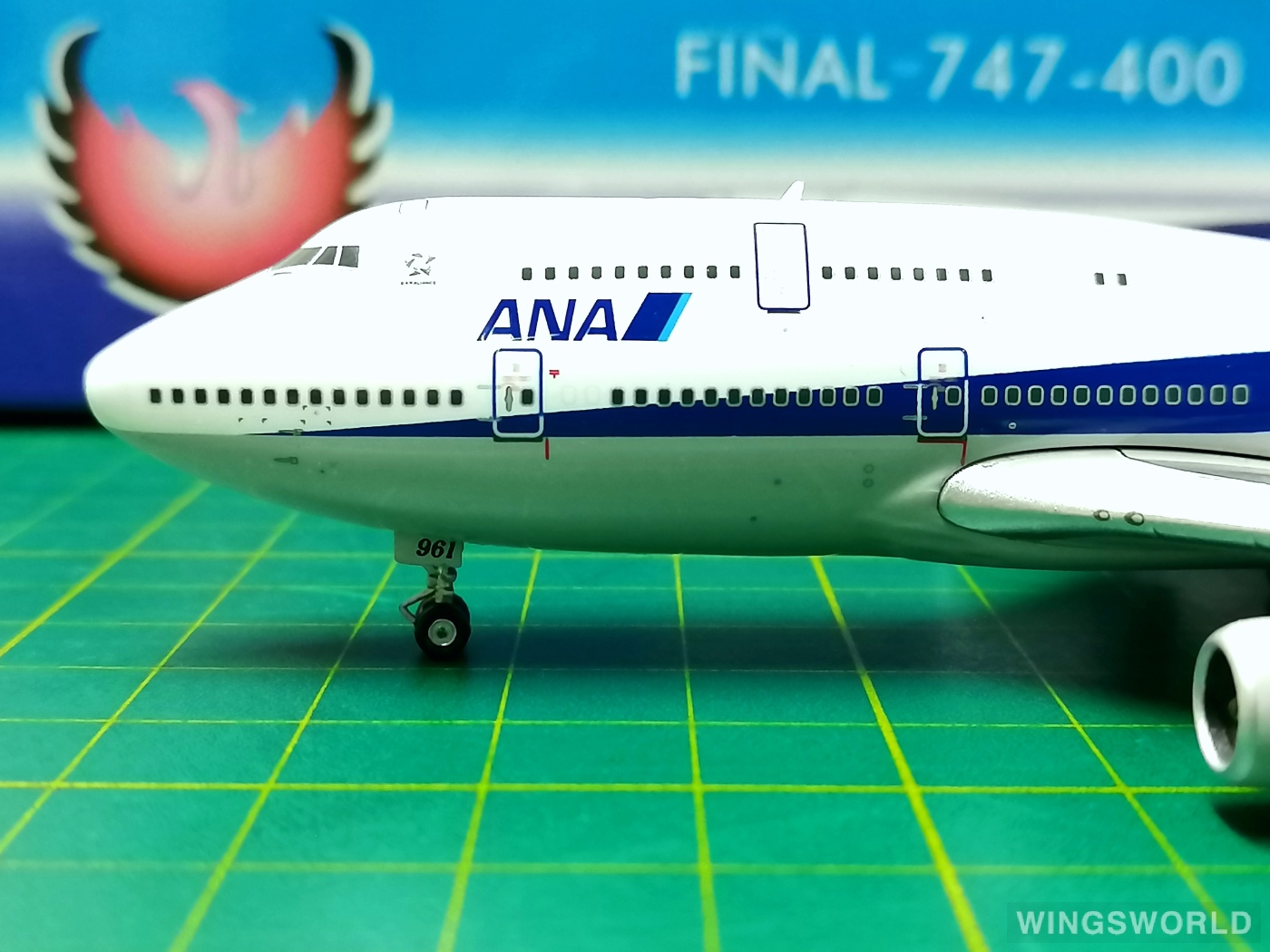 Phoenix 1:400 PH10991 ANA 全日空 Boeing 747-400 JA8961