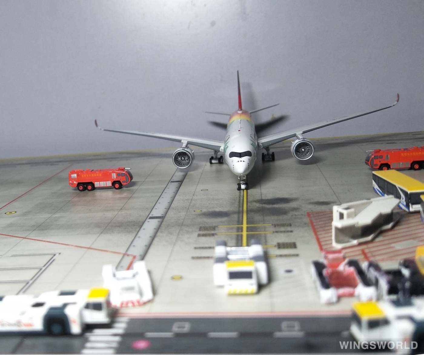 JC Wings 1:400 KD4101 Sichuan Airlines 四川航空 Airbus A350-900 B-301D