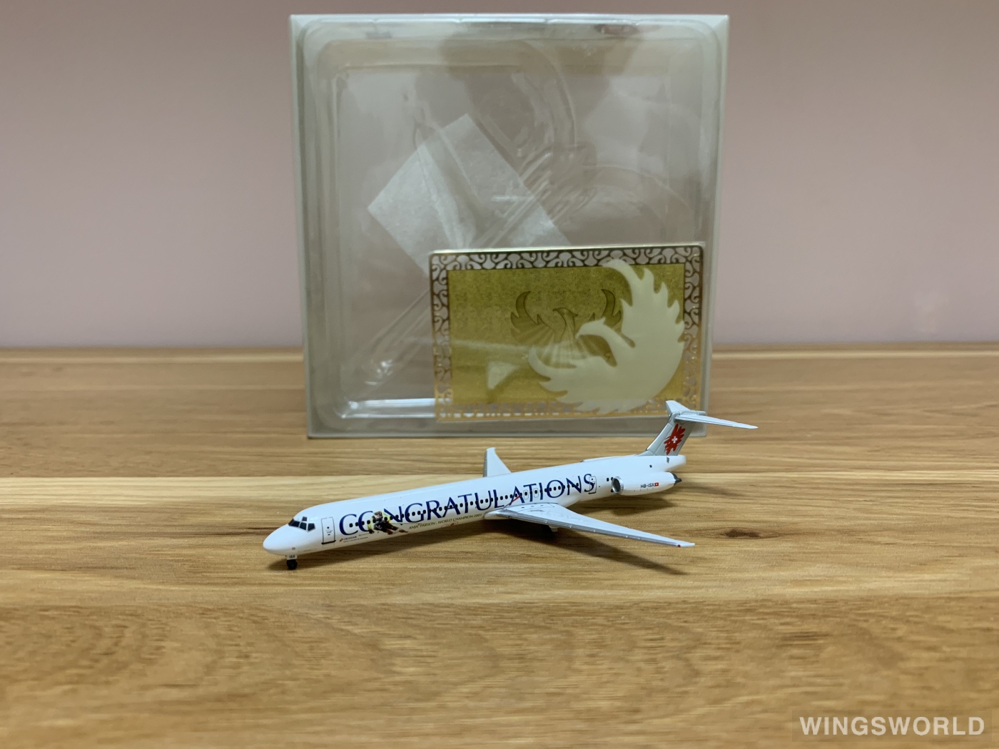 Phoenix 1:400 PHHBISX Crossair 十字航空 McDonnell Douglas MD-83 HB-ISX