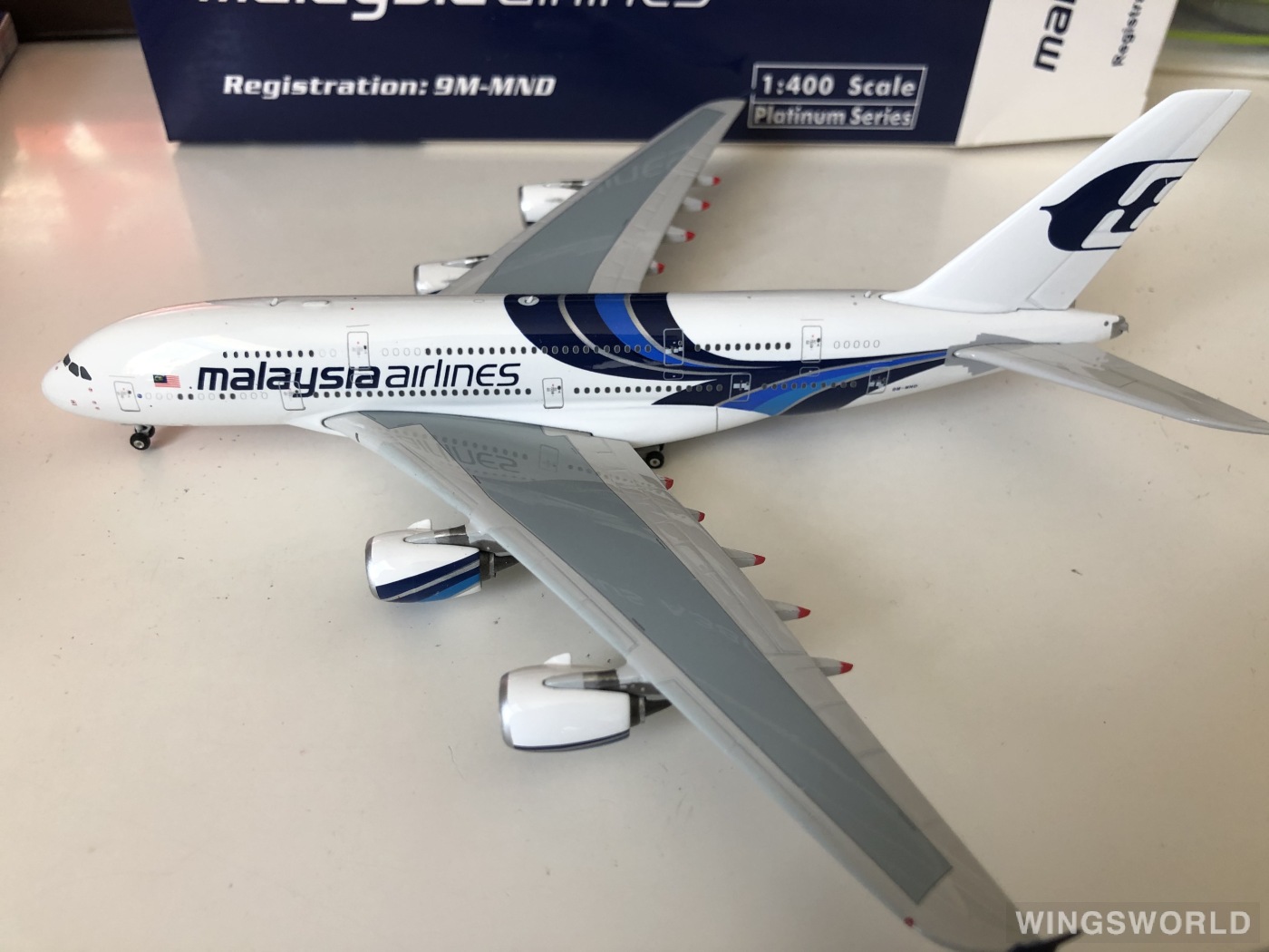 Phoenix 1:400 PH11061 Malaysia Airlines 马来西亚航空 Airbus A380-800 9M-MND