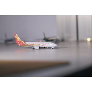 Hainan Airlines 海南航空 Boeing 737-800 B-5467 “小门神”彩绘. PH11252 Phoenix 1:400