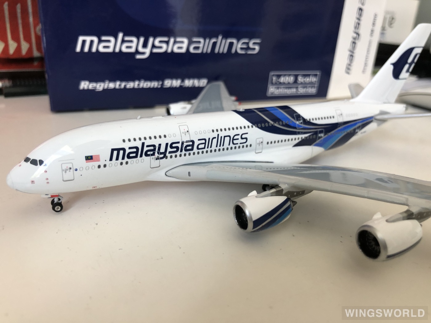 Phoenix 1:400 PH11061 Malaysia Airlines 马来西亚航空 Airbus A380-800 9M-MND