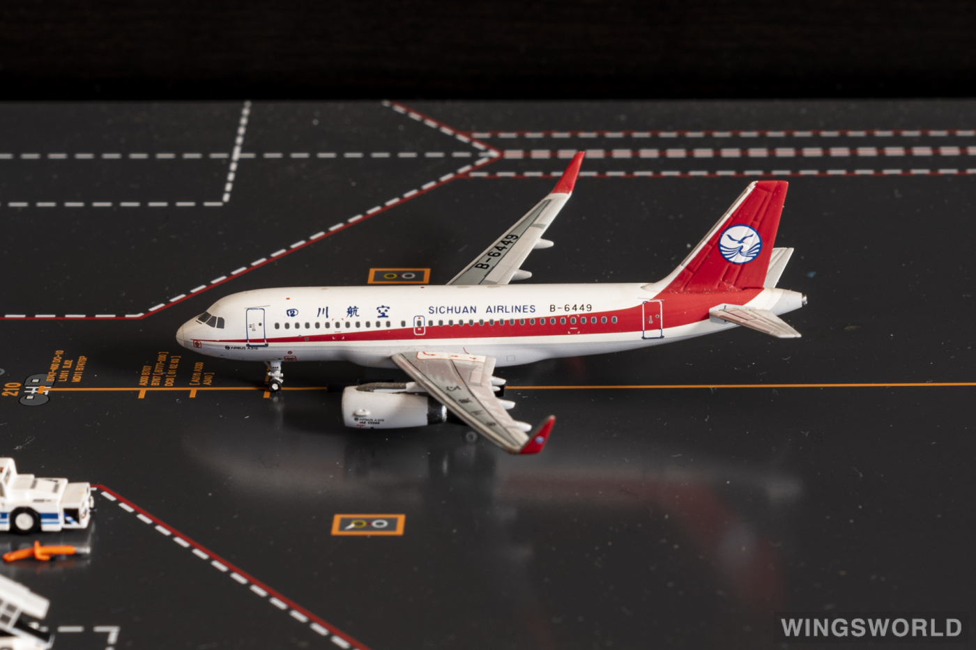 Pandamodel 1:400 19033 Sichuan Airlines 四川航空 Airbus A319 B-6449