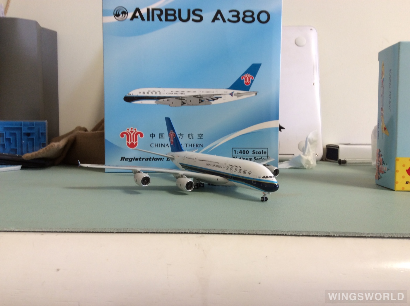 Phoenix 1:400 PH11535 China Southern 中国南方航空 Airbus A380-800 B-6137