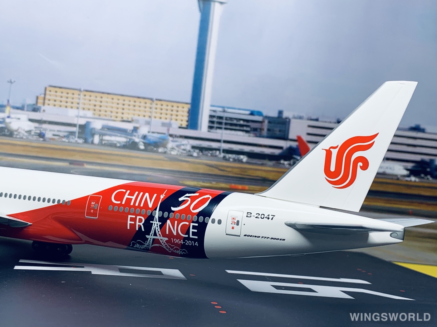 Hogan 1:200 CA77W2047 Air China 中国国际航空 Boeing 777-300ER B-2047