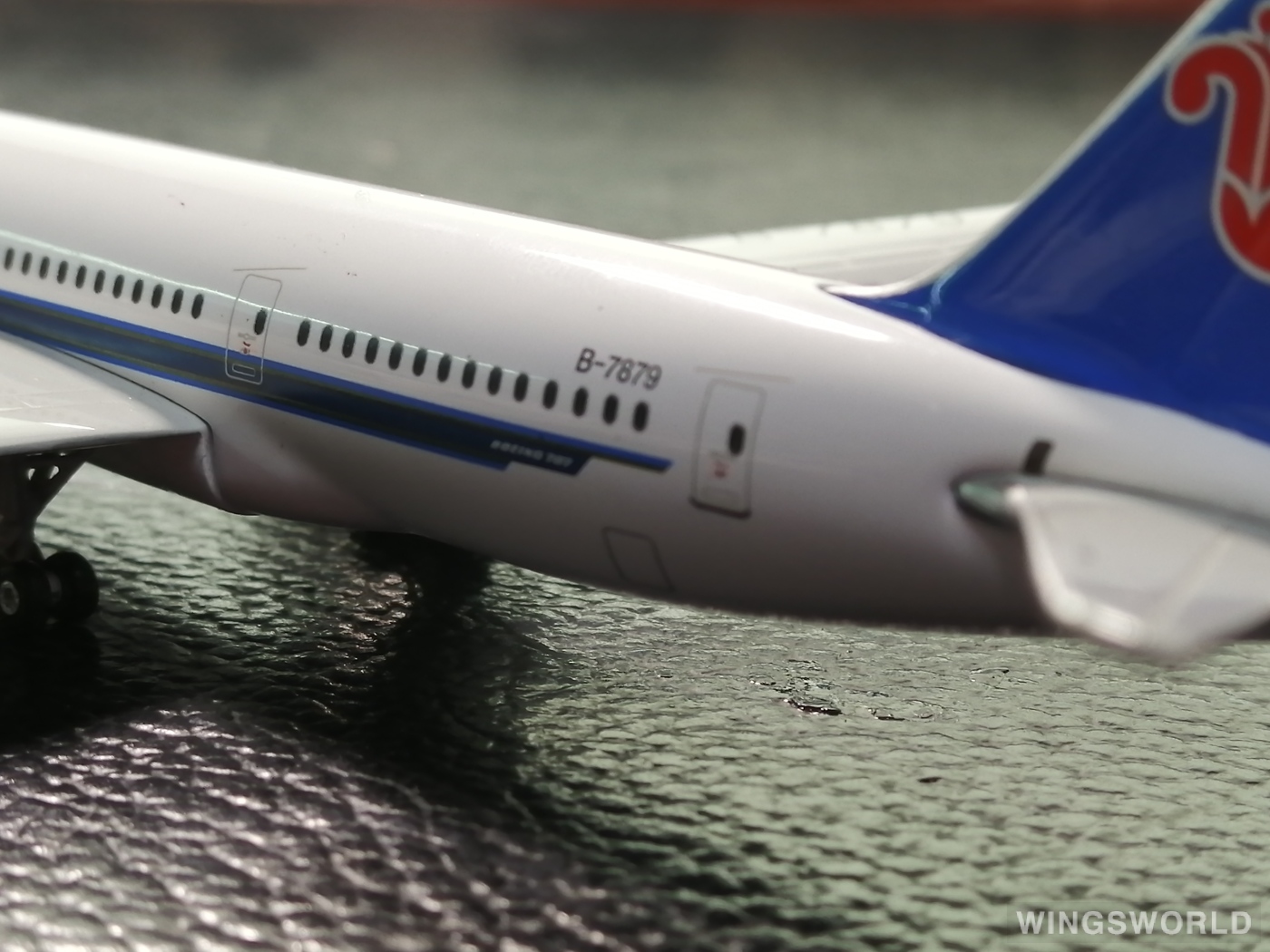 Geminijets 1:400 GJCSN668 China Southern 中国南方航空 Boeing 787-8 B-7879