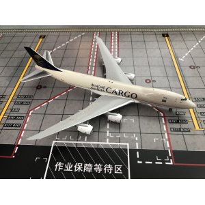 Saudia 沙特阿拉伯航空 Boeing 747-8F HZ-AI4 货机 GJSVA1555 Geminijets 1:400