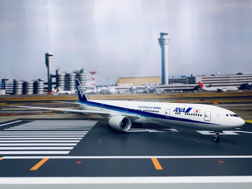 Hogan 日本航空 Boeing 777-300ER 1:200 Amazon.com: ACE HOBBY for Hogan for ANA for Boeing 777-300ER