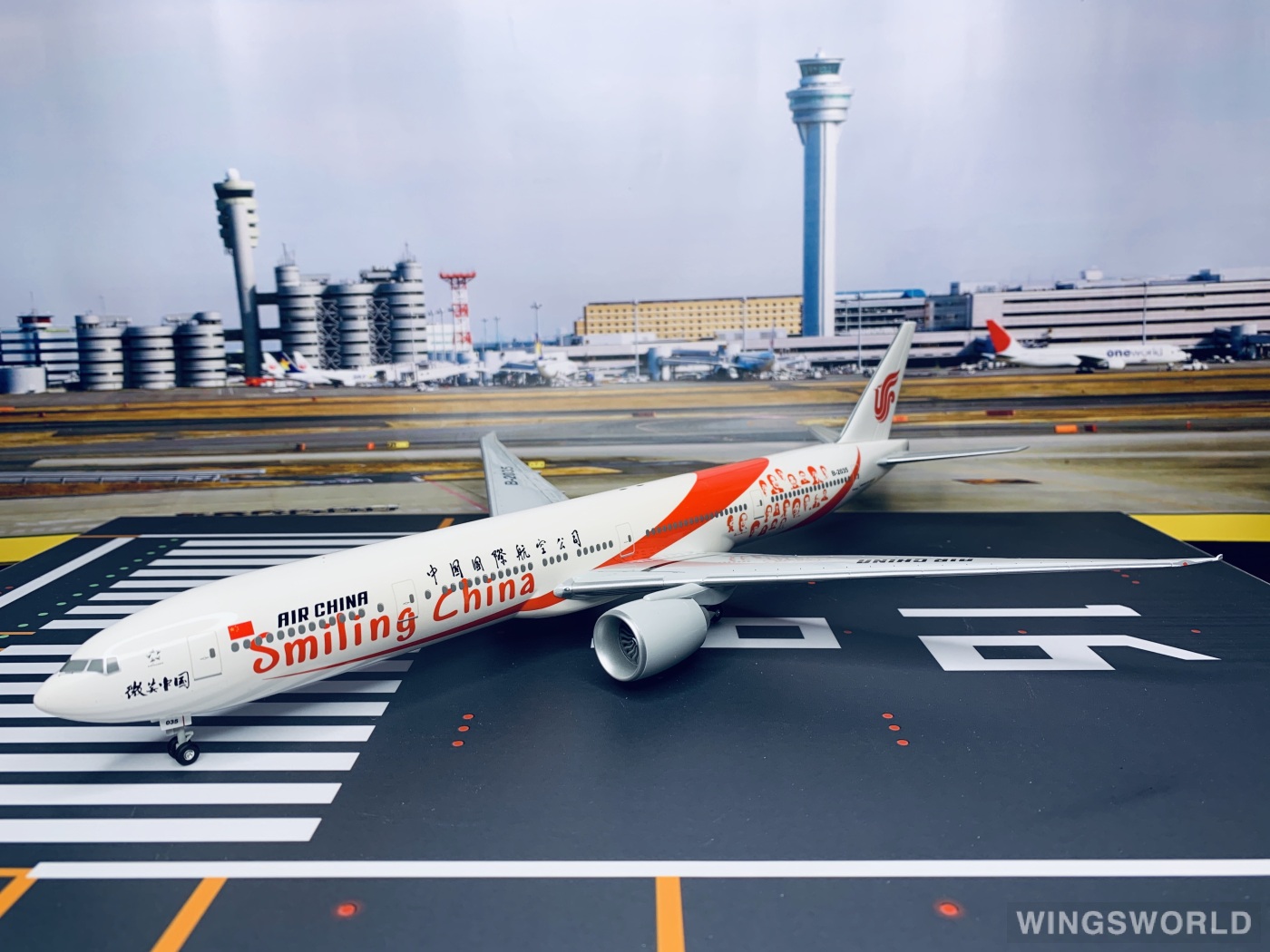 Hogan 1:200 CA77W2035 Air China 中国国际航空 Boeing 777-300ER B-2035