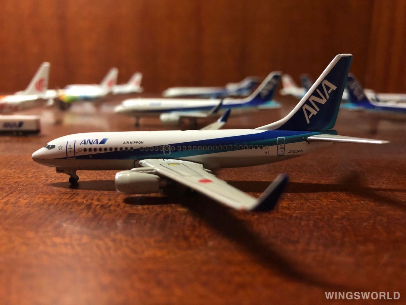 Phoenix 1:400 PH10131 ANA 全日空 Boeing 737-700 JA03AN
