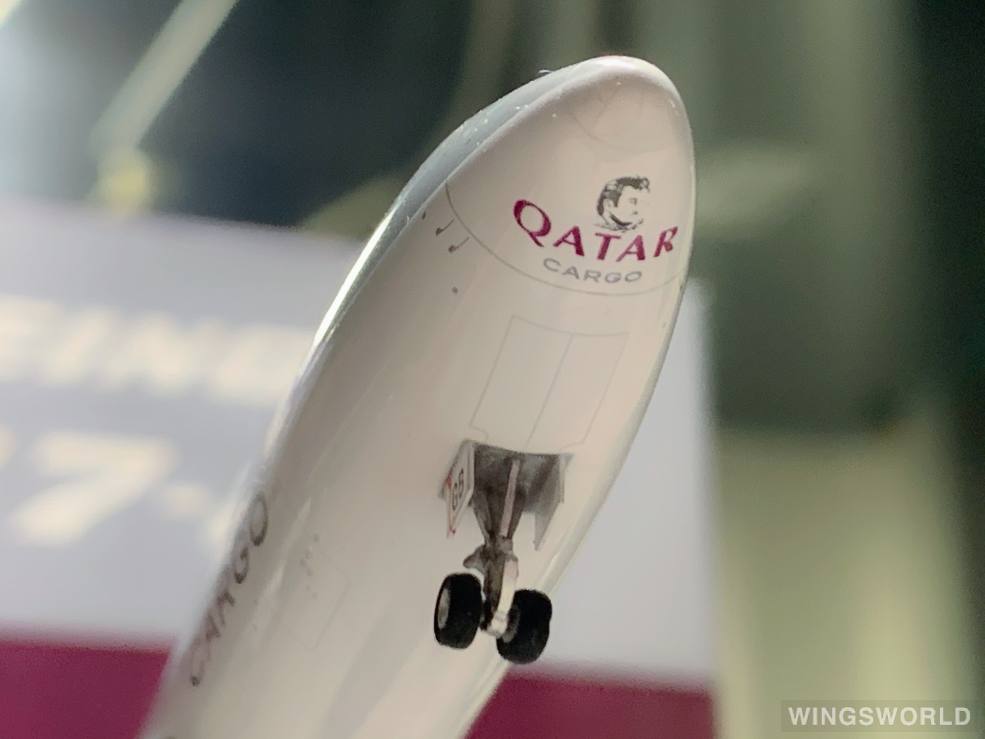 Phoenix 1:400 PH04159 Qatar 卡塔尔航空 Boeing 747-8F A7-BGB