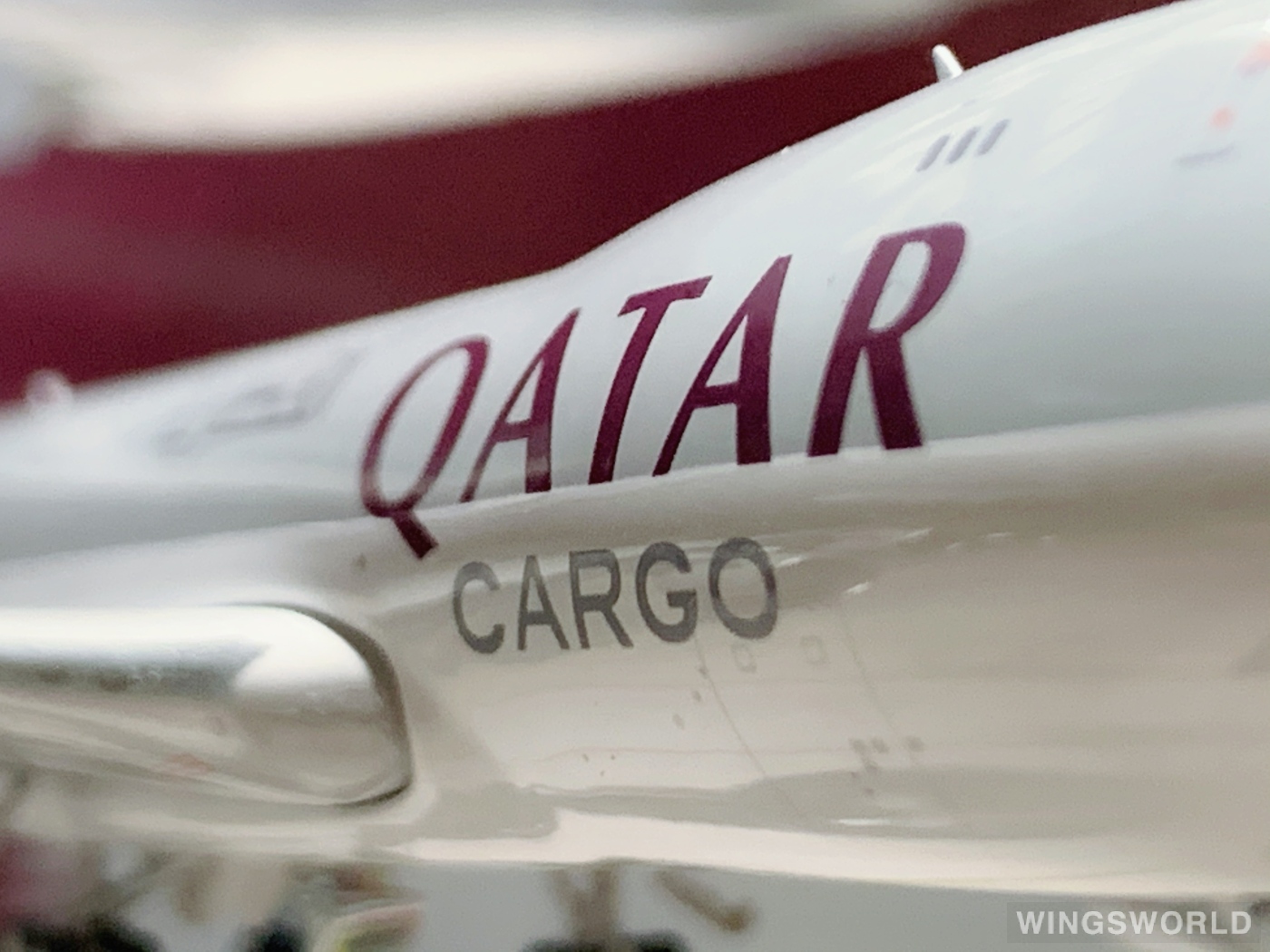 Phoenix 1:400 PH04159 Qatar 卡塔尔航空 Boeing 747-8F A7-BGB
