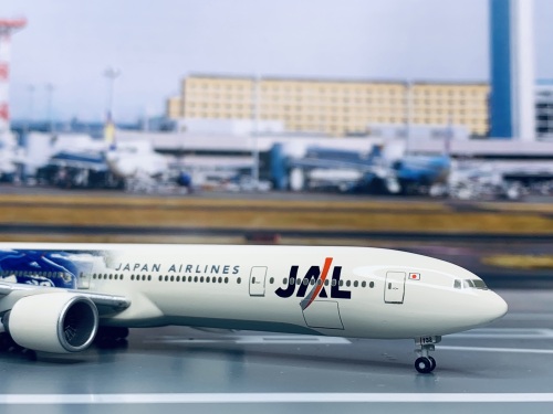 Herpa 1:400 Boeing 777-300ER Japan Airlines 日本航空561464 JA732J