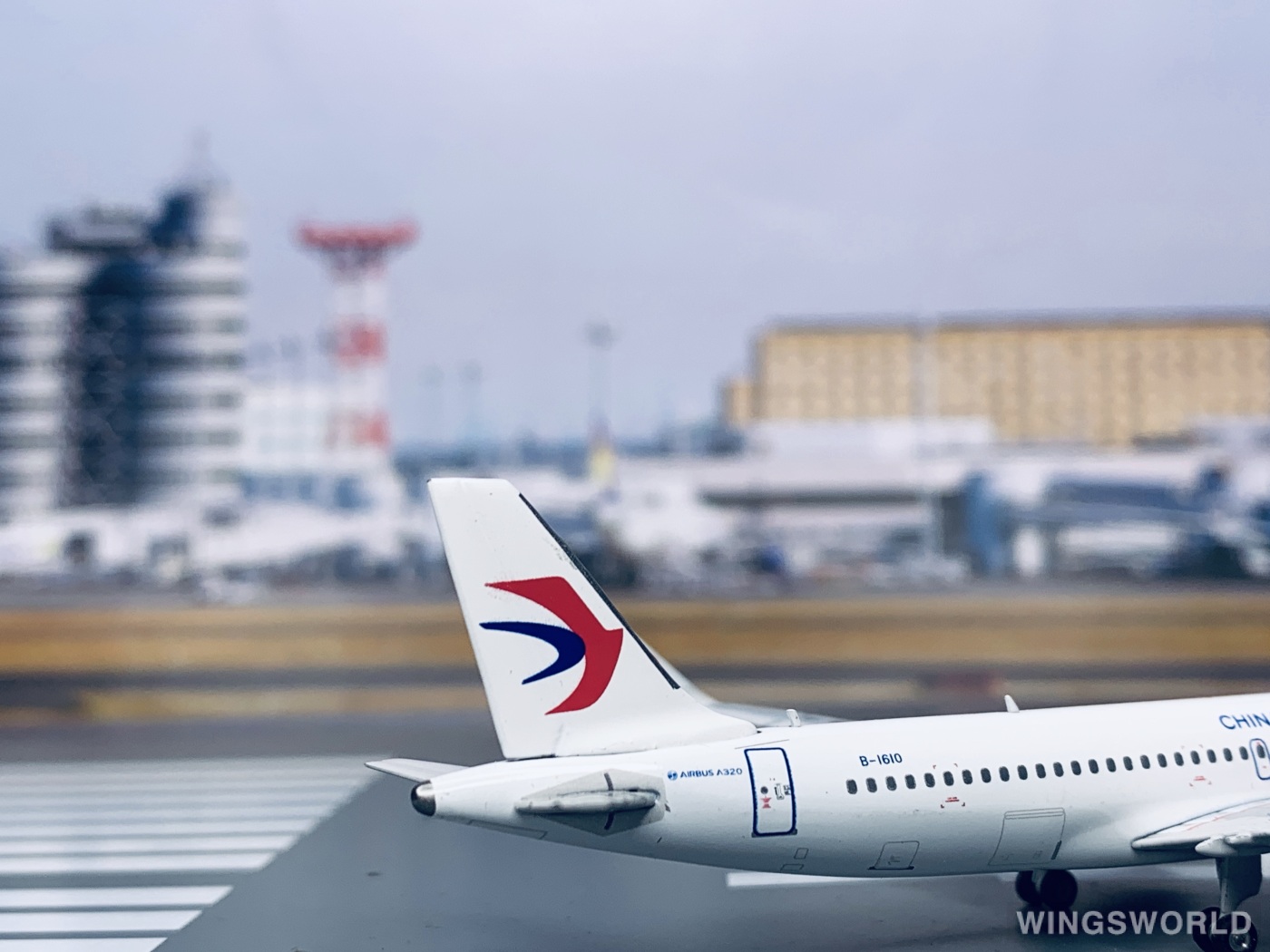 Phoenix 1:400 PH11076 China Eastern 中国东方航空 Airbus A320 B-1610