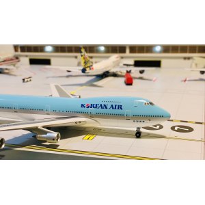 Korean Air 大韩航空 Boeing 747-200 HL7464 1990s colors. BB4-2005-XX Big Bird 1:400