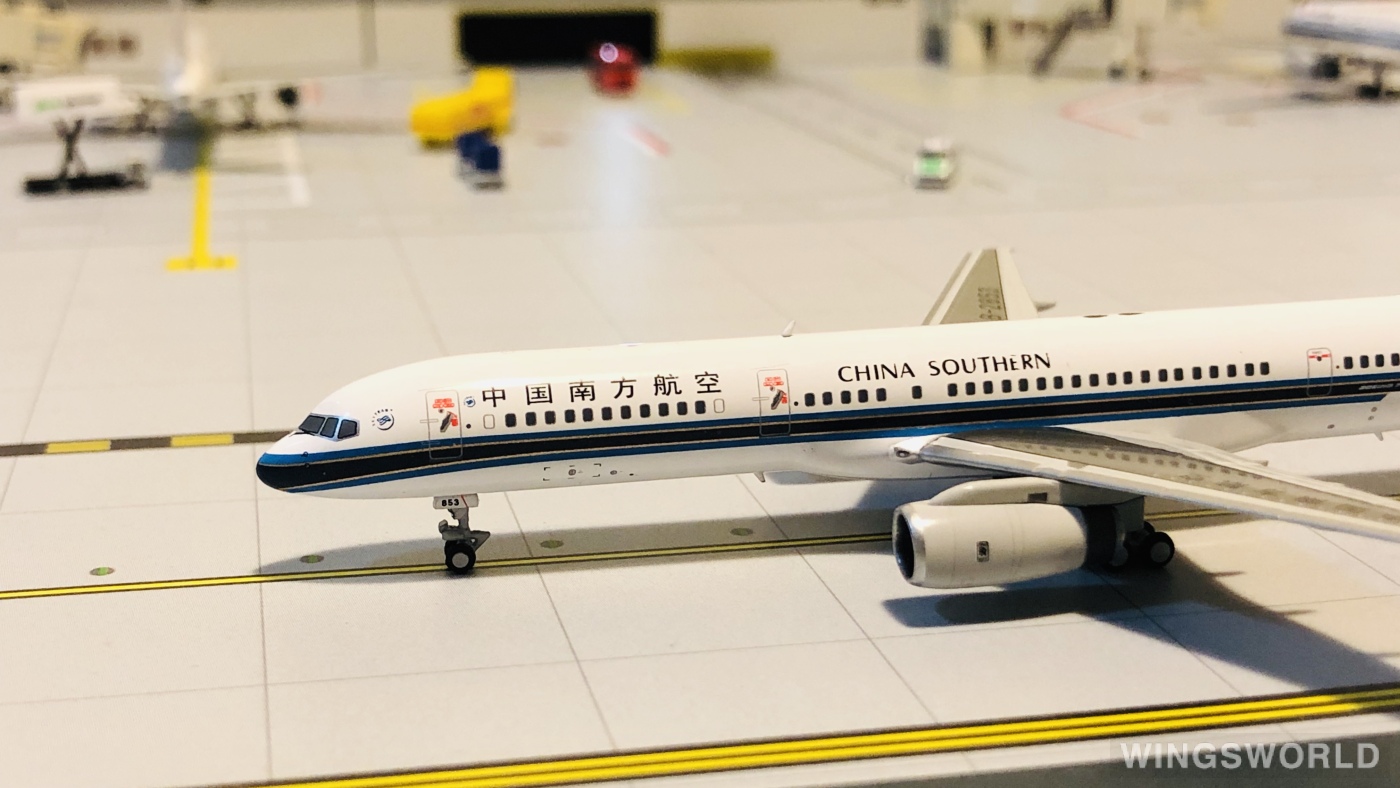 NGmodels 1:400 NG53007 China Southern 中国南方航空 Boeing 757-200 B-2853