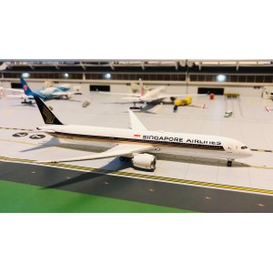 Singapore Airlines 新加坡航空 Boeing 787-10 9V-SCB  PH04172 Phoenix 1:400