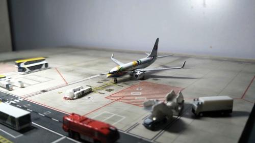 China Eastern 中国东方航空 Boeing 737-700 B-5265 世博之眼号彩绘 56290 Dragon Models 1:400