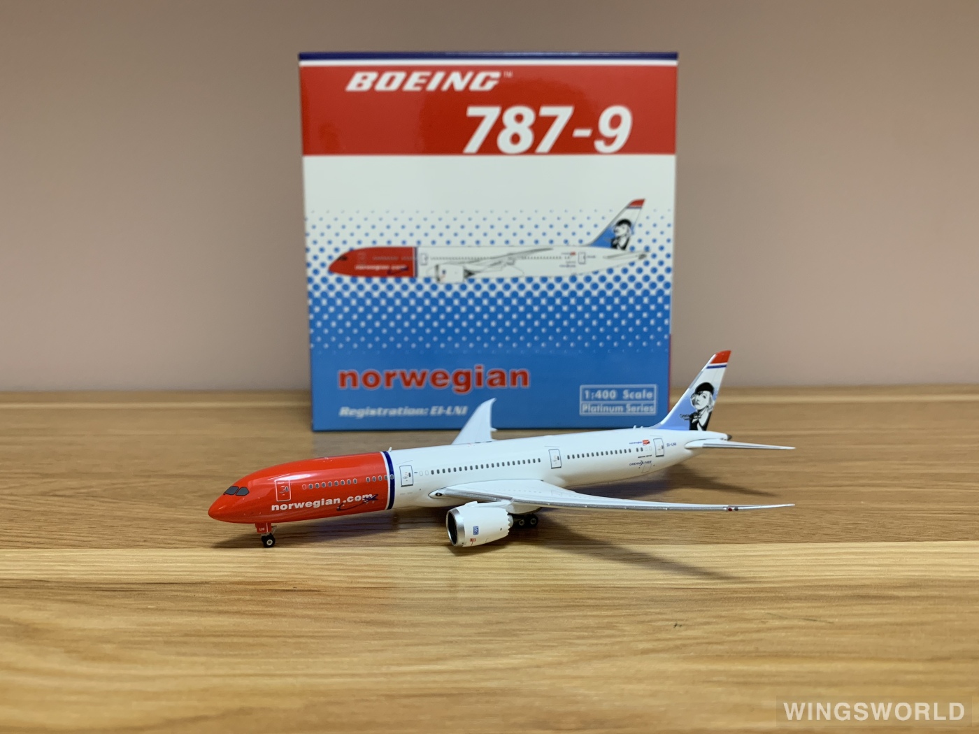 Phoenix 1:400 PH11247 Norwegian Air Shuttle 挪威航空 Boeing 787-9 EI-LNI