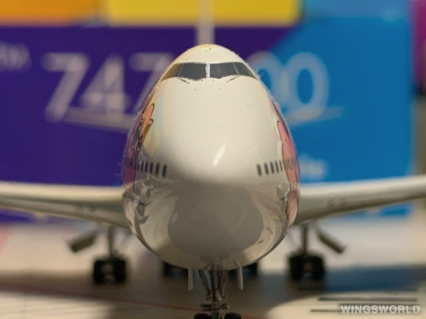 Phoenix 1:400 PH04036 ANA 全日空 Boeing 747-400 JA8962