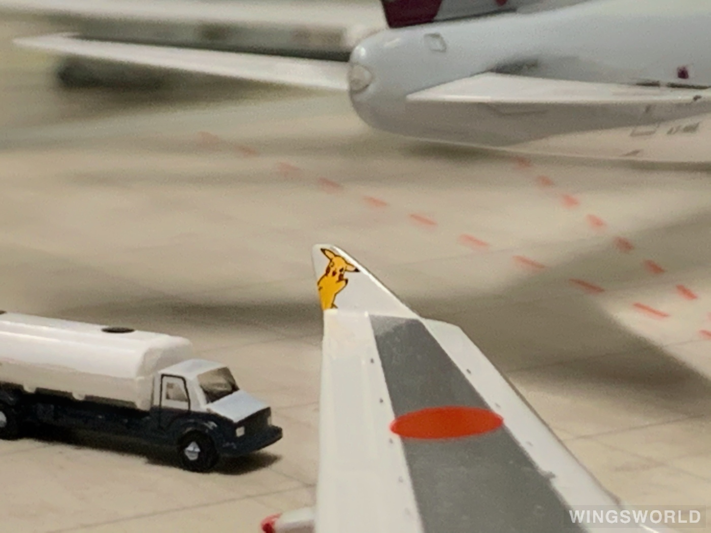 Phoenix 1:400 PH04036 ANA 全日空 Boeing 747-400 JA8962