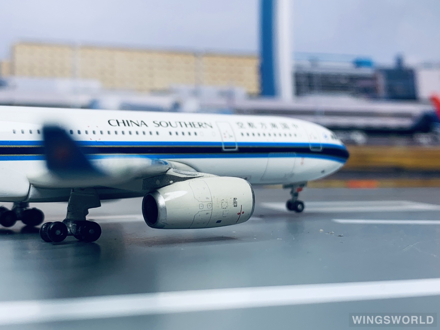 Geminijets 1:400 GJCSN886 China Southern 中国南方航空 Airbus A330-200 B-6058
