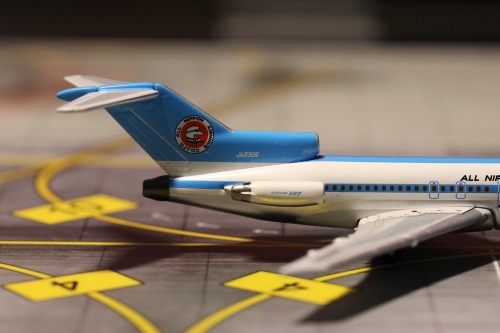 AeroClassics 1:400 Boeing 727-100 ANA 全日空ACJA8305 JA8305