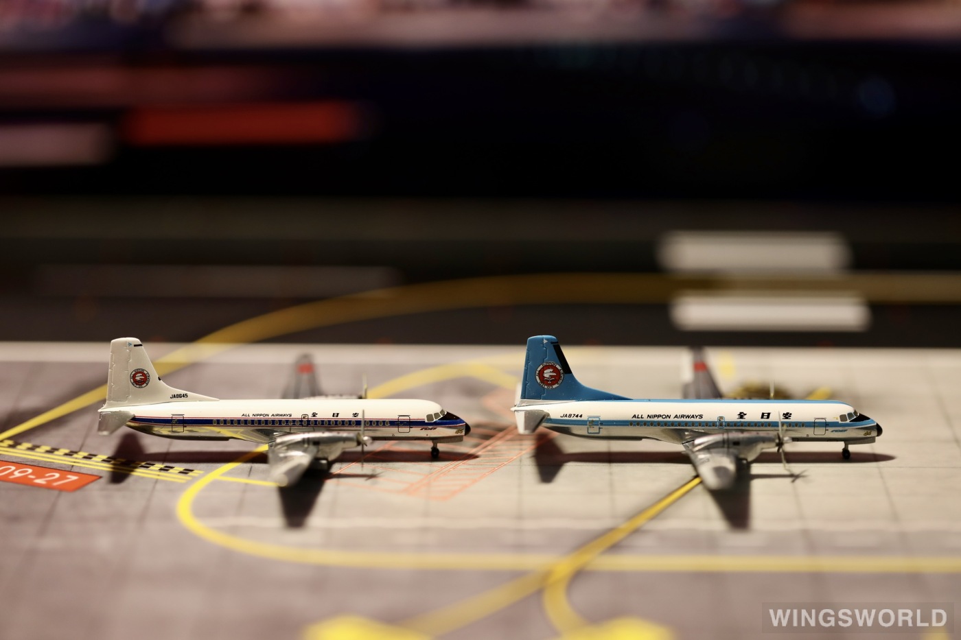 Hogan 1:400 YSS41103 ANA 全日空 NAMC YS-11 JA8744