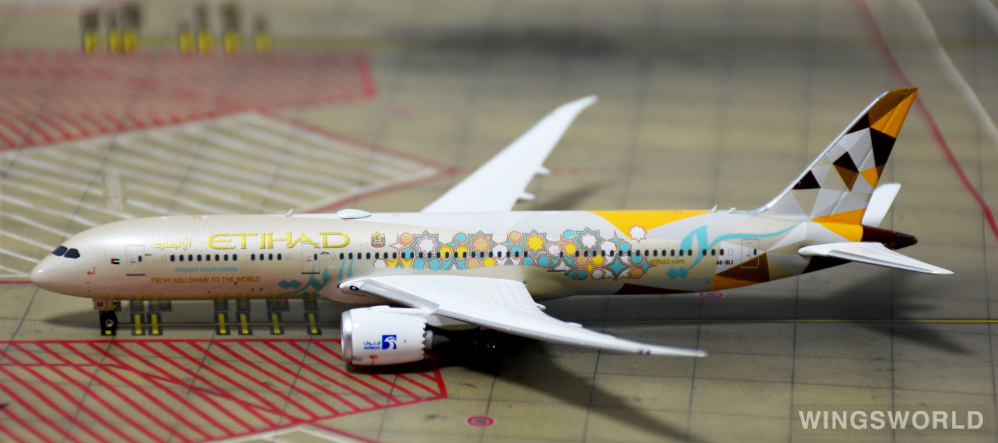 Phoenix 1:400 PH04312 Etihad Airways 阿提哈德航空 Boeing 787-9 A6-BLI