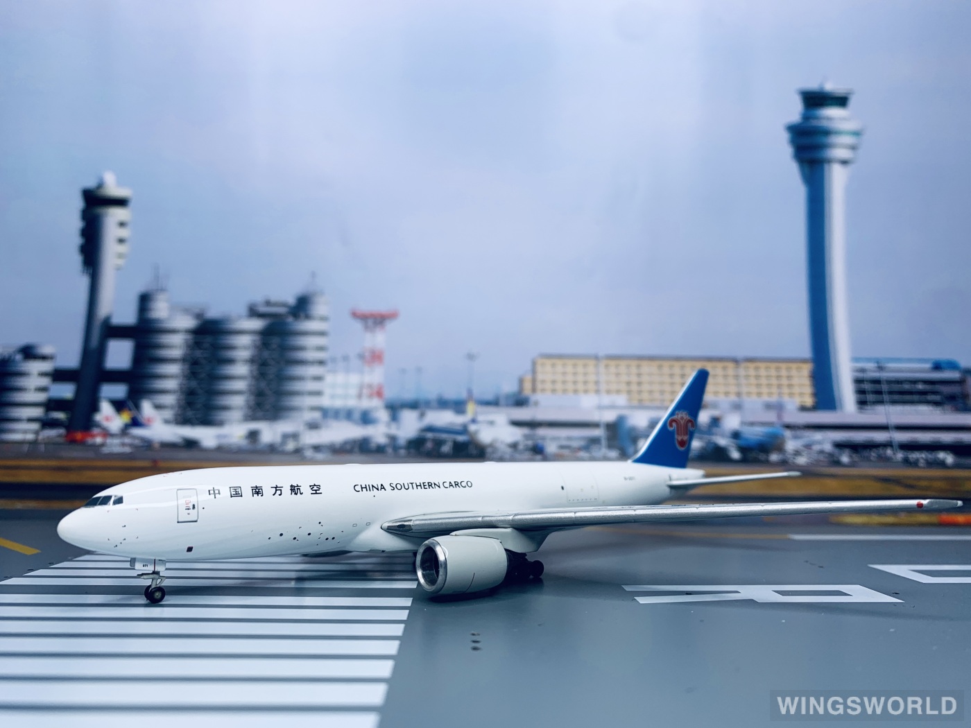 JC Wings 1:400 JC4058 China Southern 中国南方航空 Boeing 777F B-2071