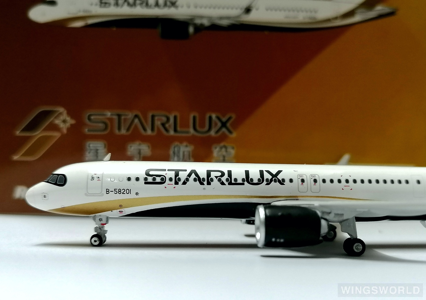 Phoenix 1:400 PH11594 Starlux Airlines 星宇航空  Airbus A321neo B-58201