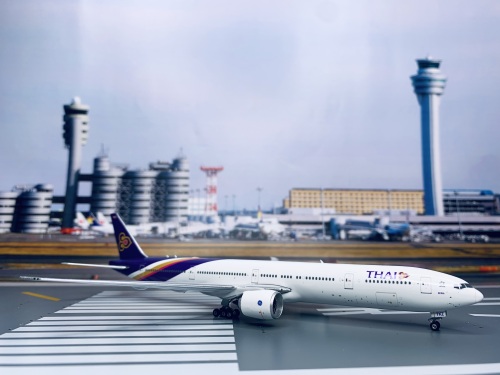 Phoenix 1:400 Boeing 777-300ER Thai Airways 泰国国际航空10024117 