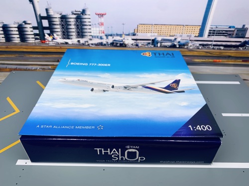 Thai Airways 泰国国际航空 Boeing 777-300ER HS-TKZ 泰航商城官方版 10024117 Phoenix 1:400