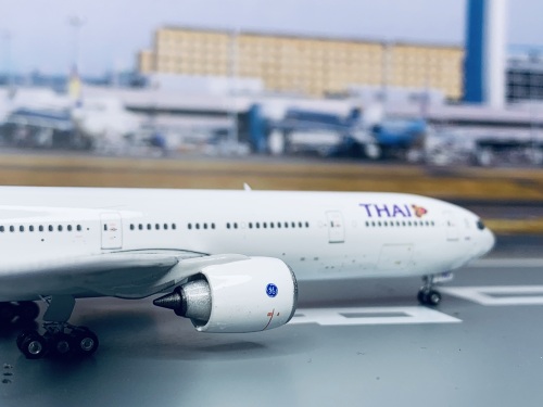 Phoenix Thai Airways タイ航空B777-300ER PHX11822 1:400 Phoenix Model Thai Airways B777-300ER Reg #HS