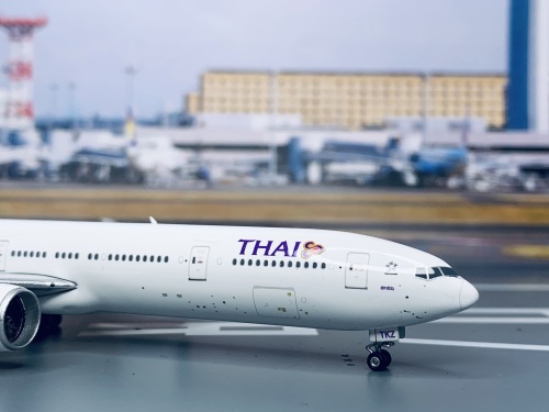 Phoenix 1:400 Boeing 777-300ER Thai Airways 泰国国际航空