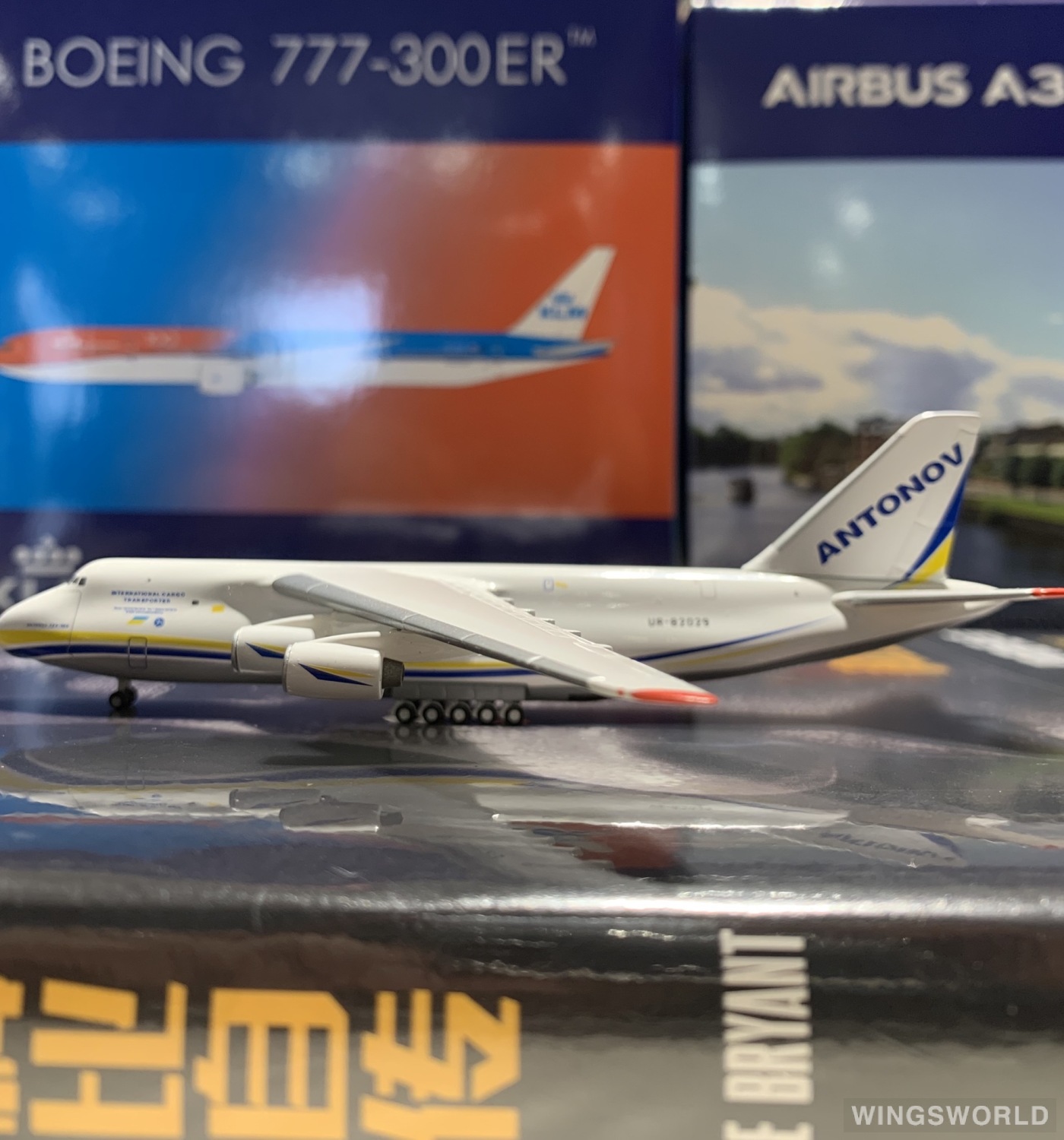 Herpa 1:500 526777-002 Antonov 安东诺夫 Antonov An-124 UR-82029