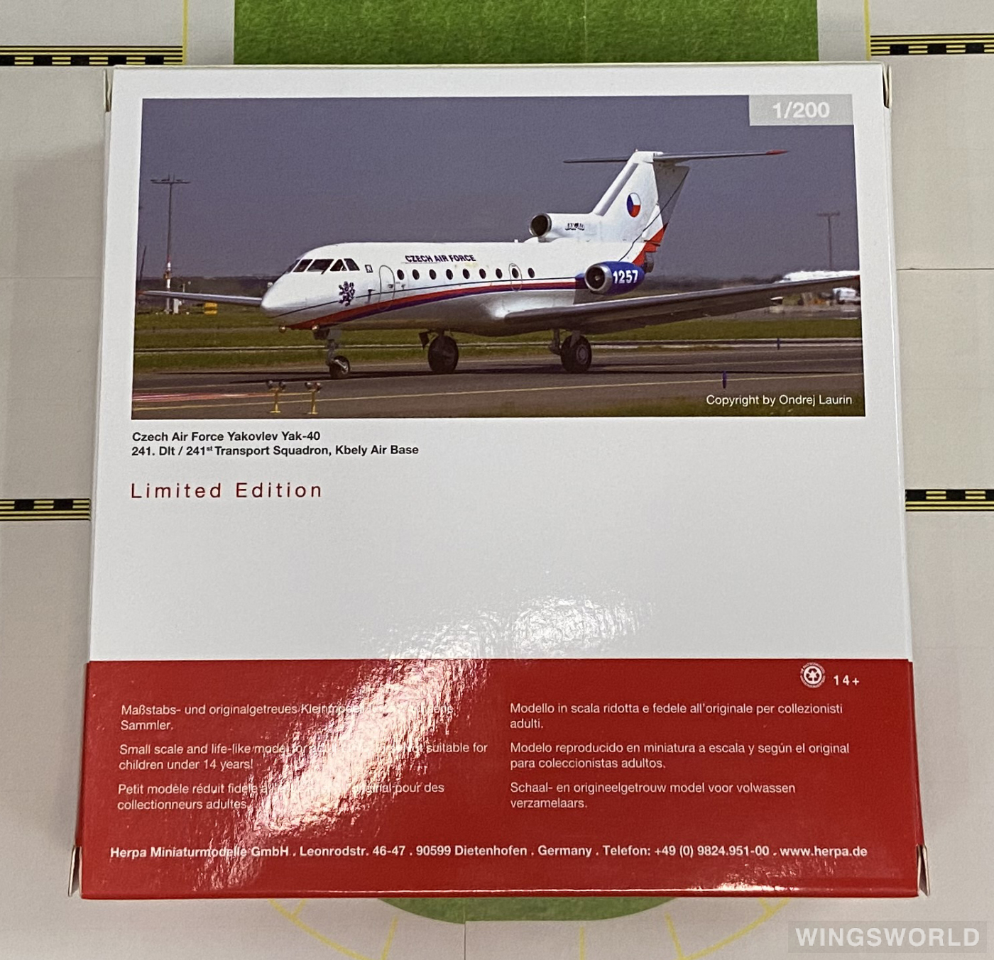 Herpa 1:200 559898 Czech Air Force 捷克空军 Yakovlev Yak-40 AK-401257