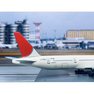 Japan Airlines 日本航空 Boeing 777-300 JA732J  55514 Dragon Models 1:400