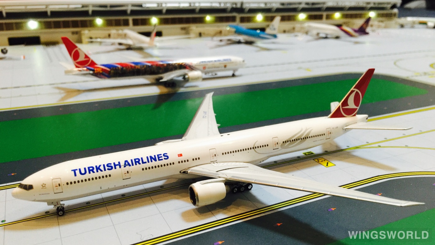 Phoenix 1:400 PH10495 Turkish Airlines 土耳其航空 Boeing 777-300ER TC-JJE