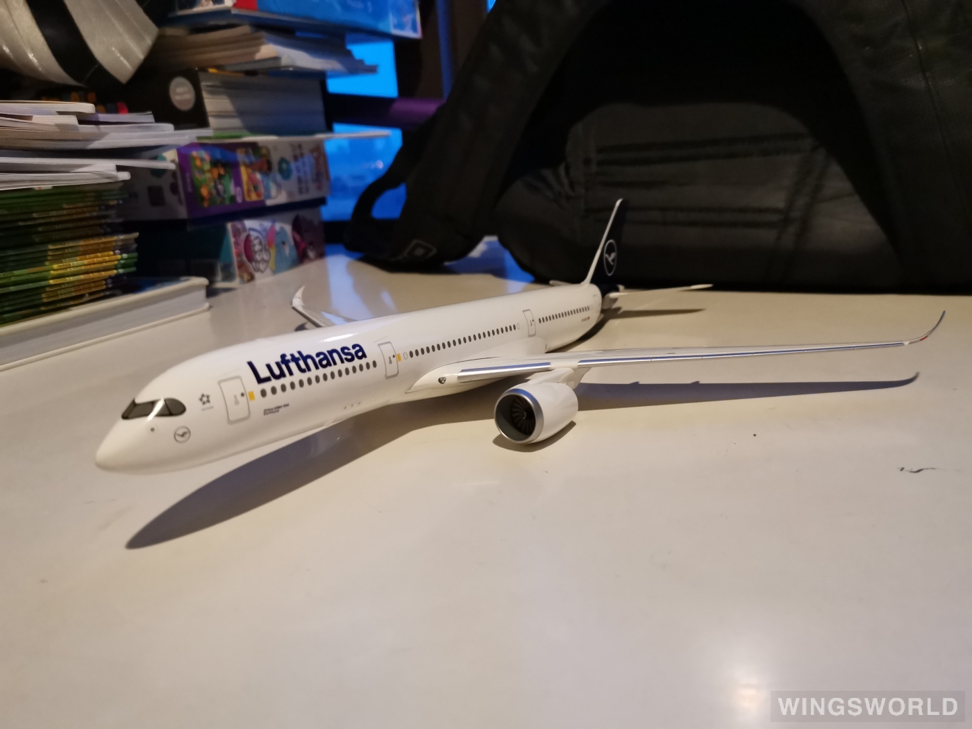 Hogan 1:200 LW200DLH001 Lufthansa 汉莎航空 Airbus A350-900 D-AIXI