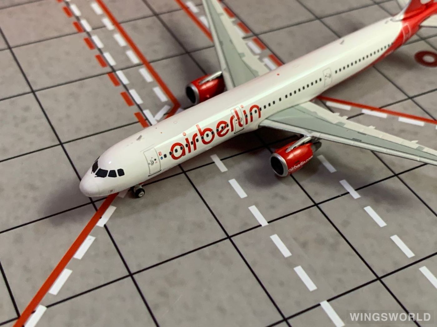 Phoenix 1:400 PH11002 Air Berlin 柏林航空 Airbus A321 D-ABCL