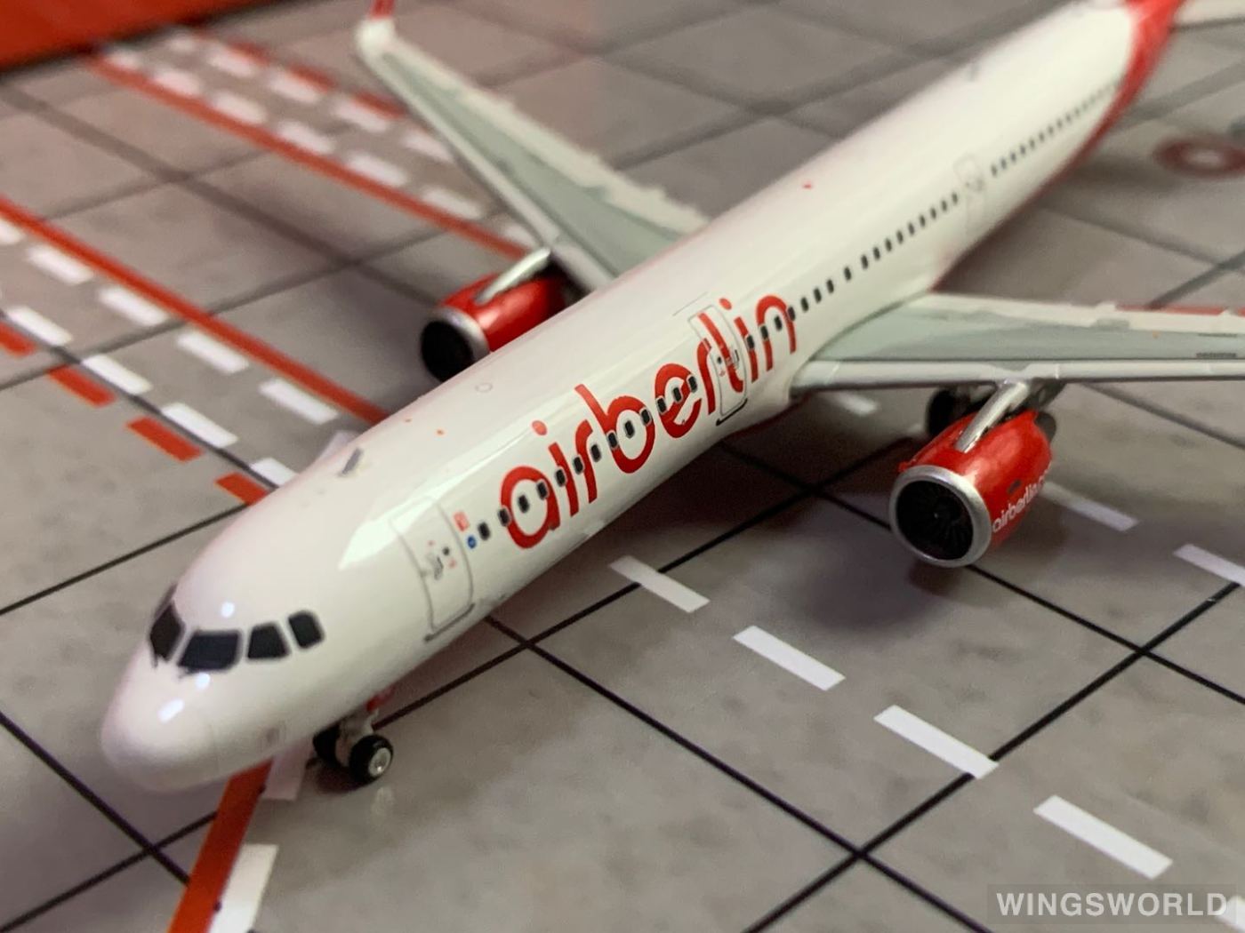 Phoenix 1:400 PH11002 Air Berlin 柏林航空 Airbus A321 D-ABCL