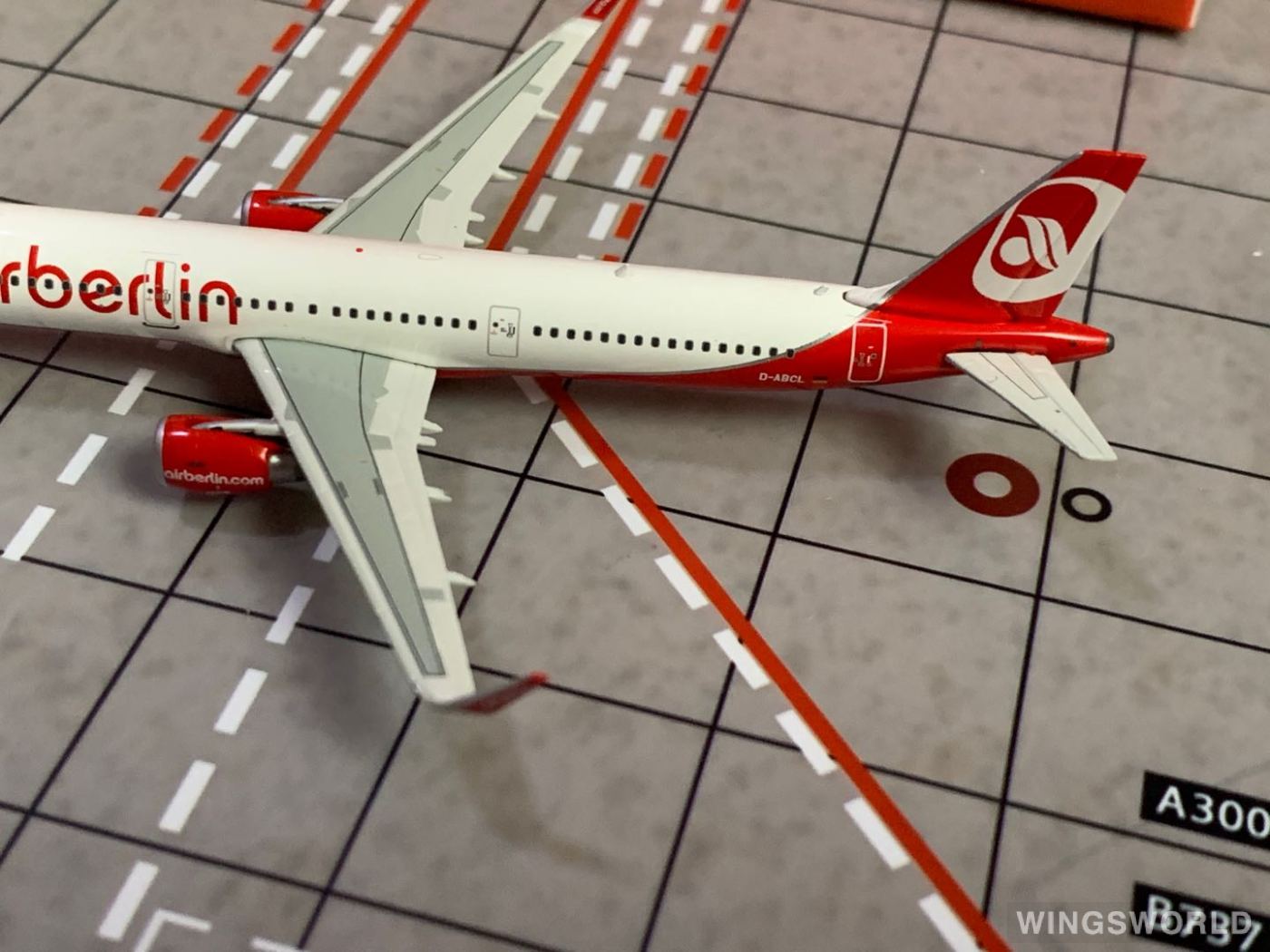 Phoenix 1:400 PH11002 Air Berlin 柏林航空 Airbus A321 D-ABCL