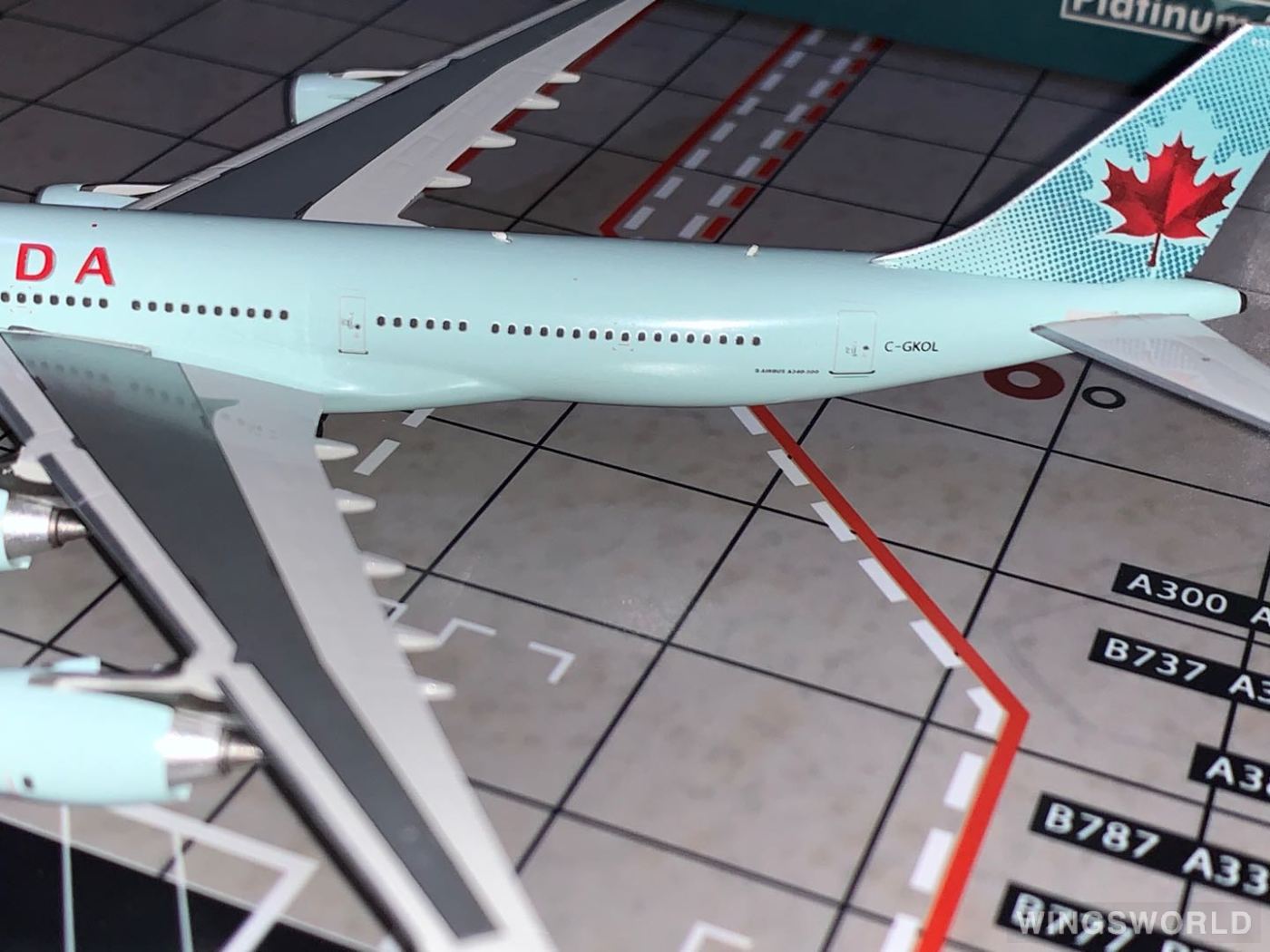 Phoenix 1:400 PH10728 Air Canada 加拿大航空 Airbus A340-500 C-GKOL