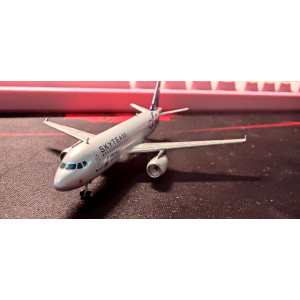China Southern 中国南方航空 Airbus A320 B-1697 天合联盟 XX4230 JC Wings 1:400