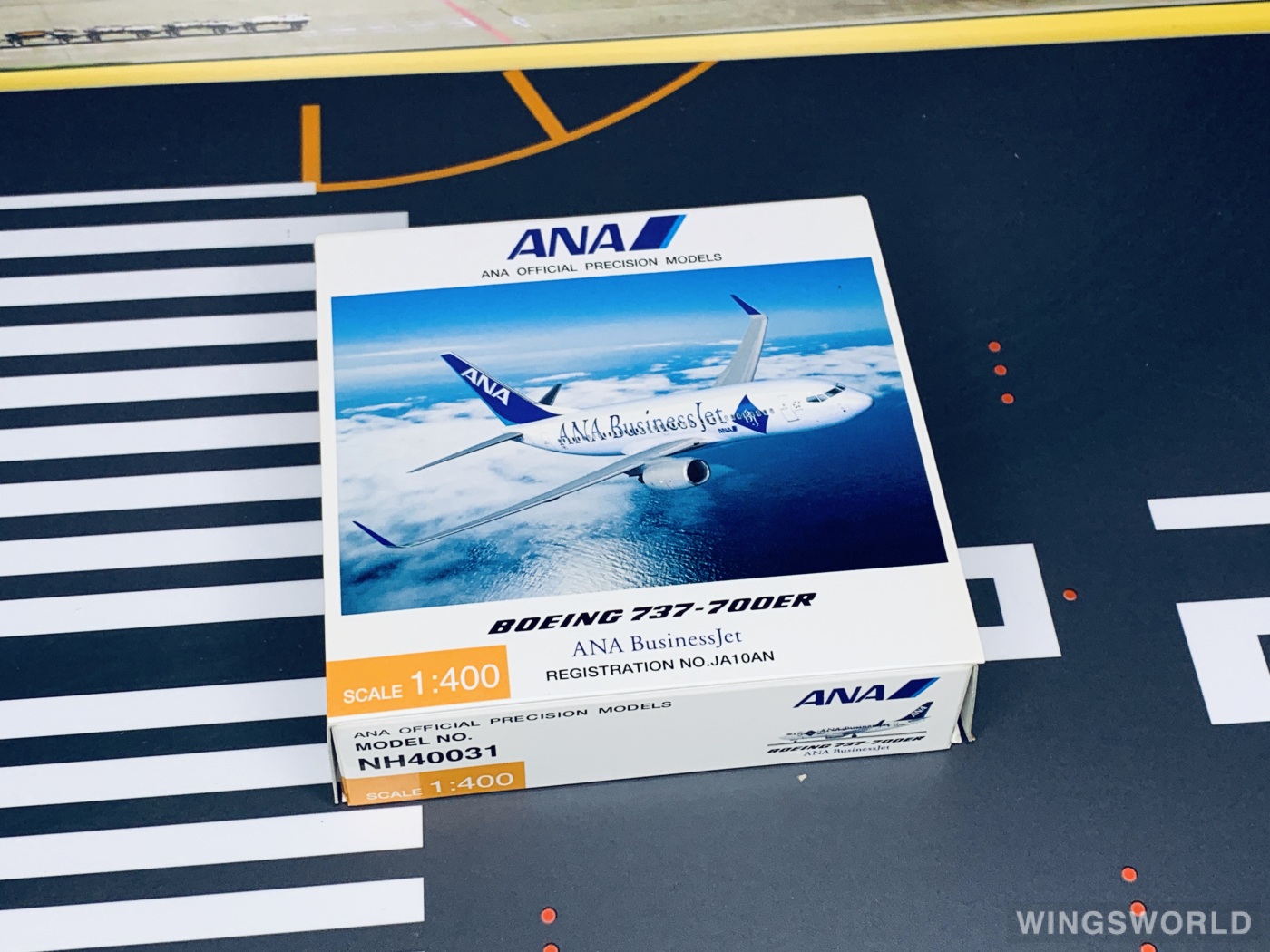 Hogan 1:400 NH40031 ANA 全日空 Boeing 737-700 JA10AN