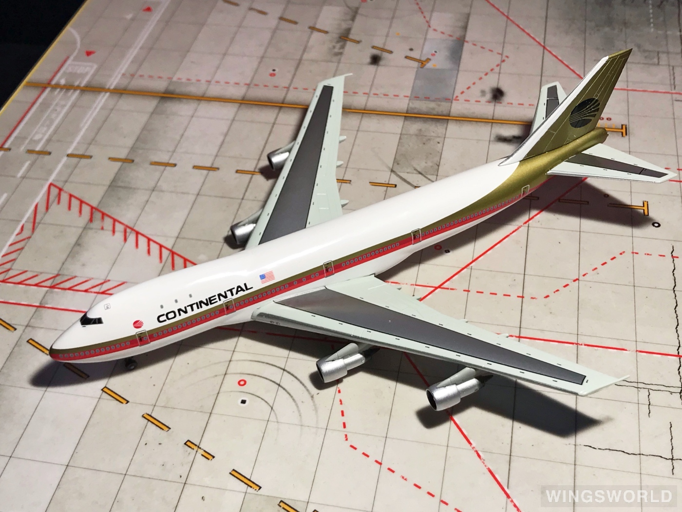 Jet-X 1:400 JX006 Continental Airlines 美国大陆航空 Boeing 747-100 N26861