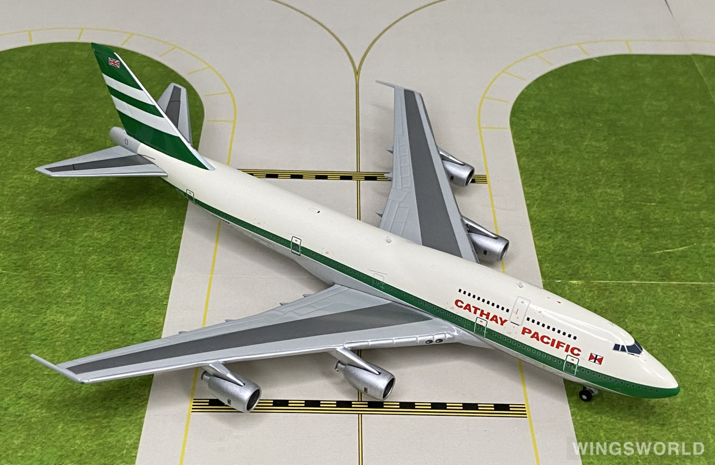 JC Wings 1:400 Boeing 747-300 Cathay Pacific 国泰航空BB4-2015-001B 