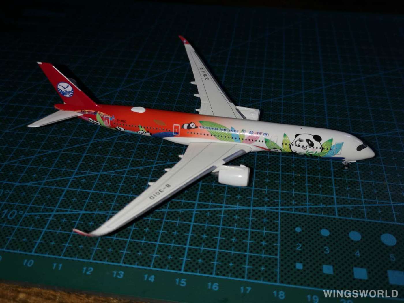 Herpa 1:500 531474 Sichuan Airlines 四川航空 Airbus A350-900 B-301D